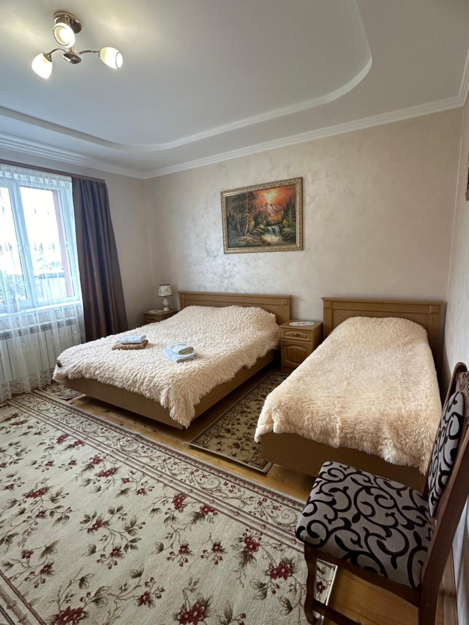 Berizka Bed & Breakfast Yaremche Exterior photo